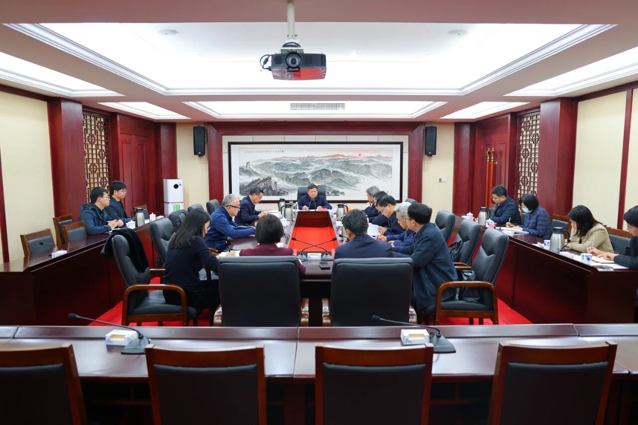 市人大常委会召开我市“十四五”规划纲要实施及“十五五”规划纲要编制工作座谈会